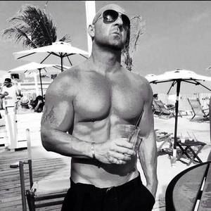 Meet your Posher, Bobby